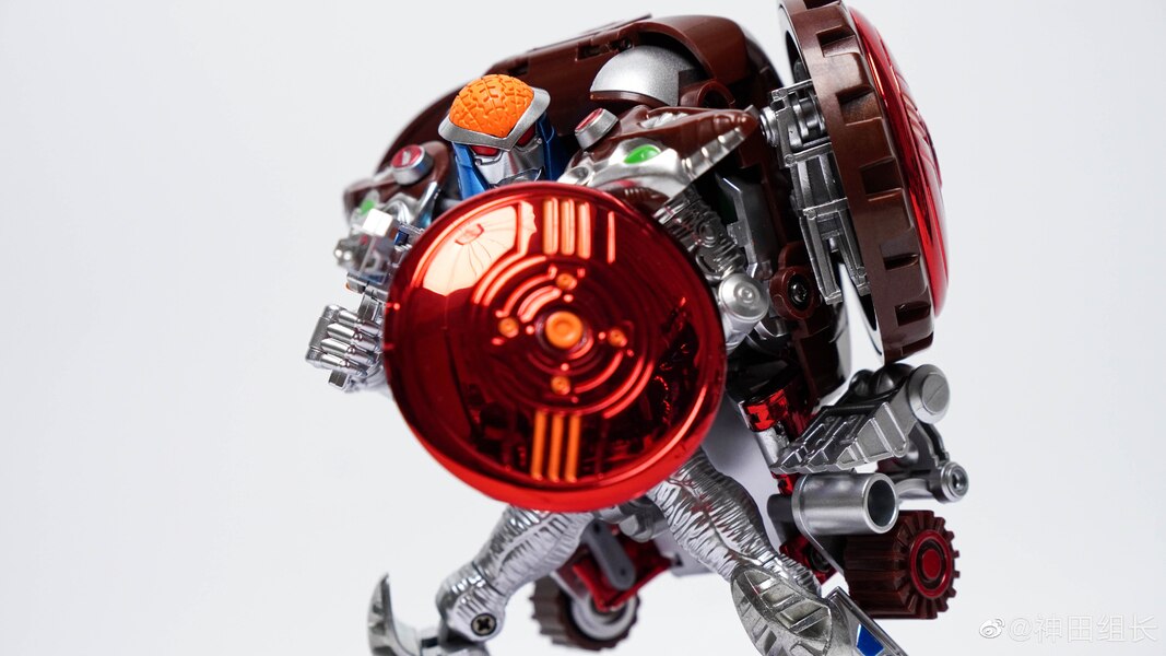 Color Image Of TransArtToys BWM 07 Metal Rat  (4 of 38)